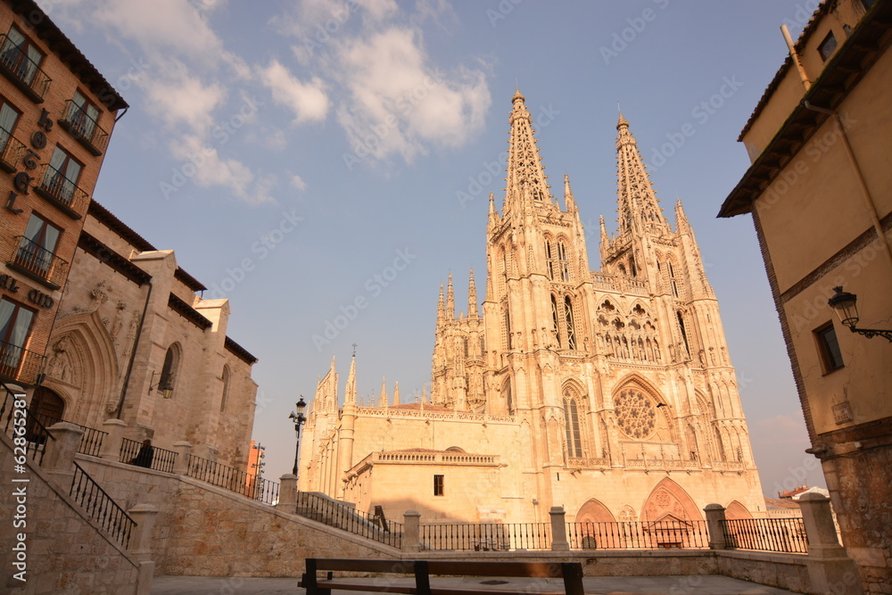 Catedral de Burgos e Iglesia san nicolas de Bari (Burgos)