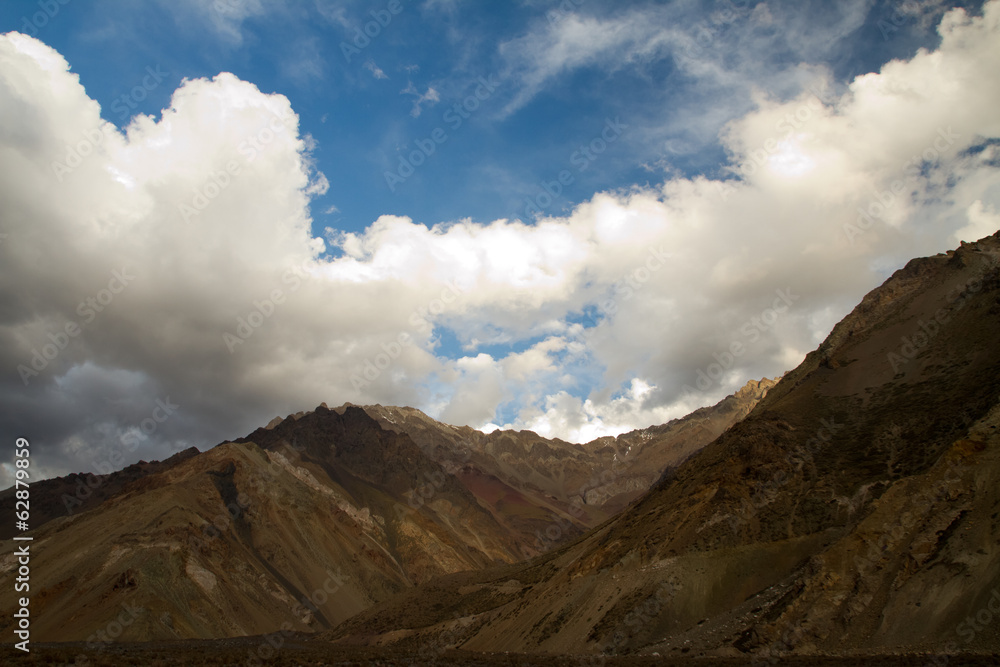 Cajon del Maipo canyon and Embalse El Yeso, Andes, Chile Cajon del Maipo canyon and Embalse El Yeso, Andes, Chile