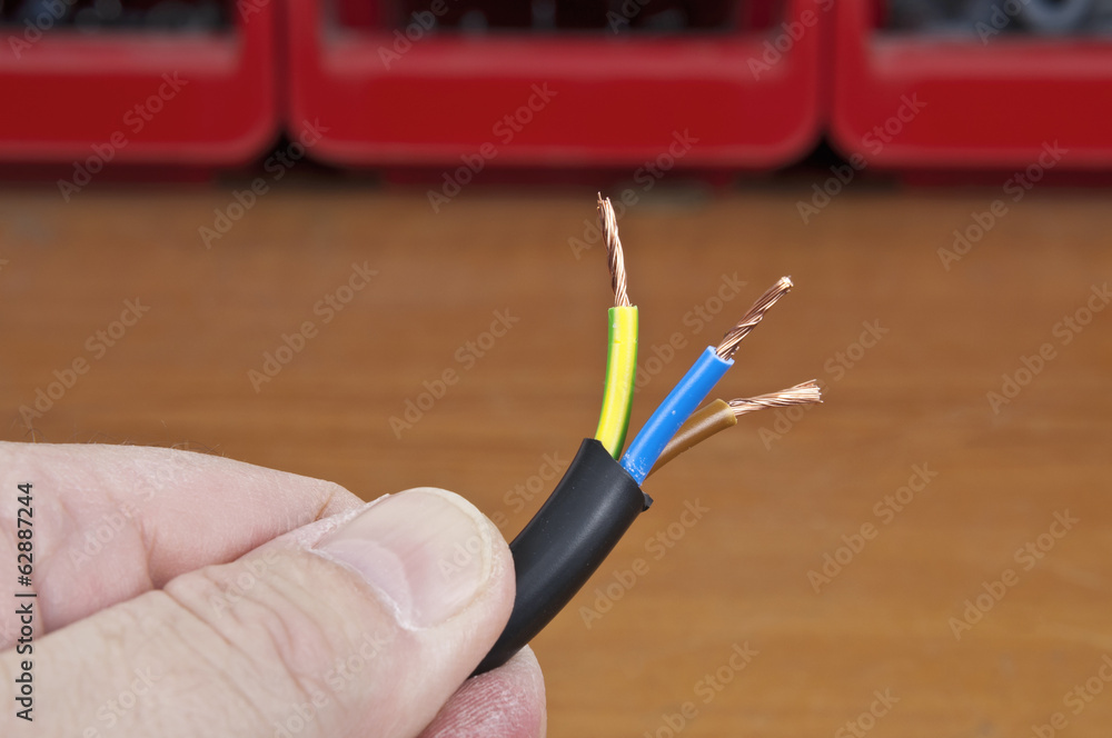 Naklejka premium Bare wire ends