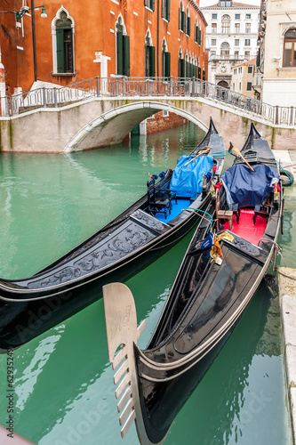 Gondoles à Venise © FredP