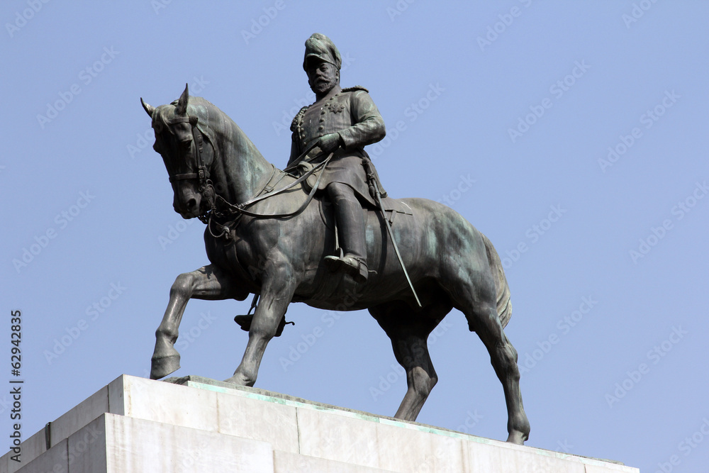 Edwards VII Rex imperator statue, Victoria Memorial, Kolkata