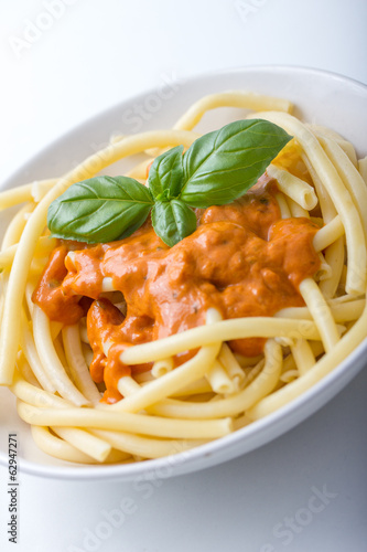 macaronie with tomato sauce