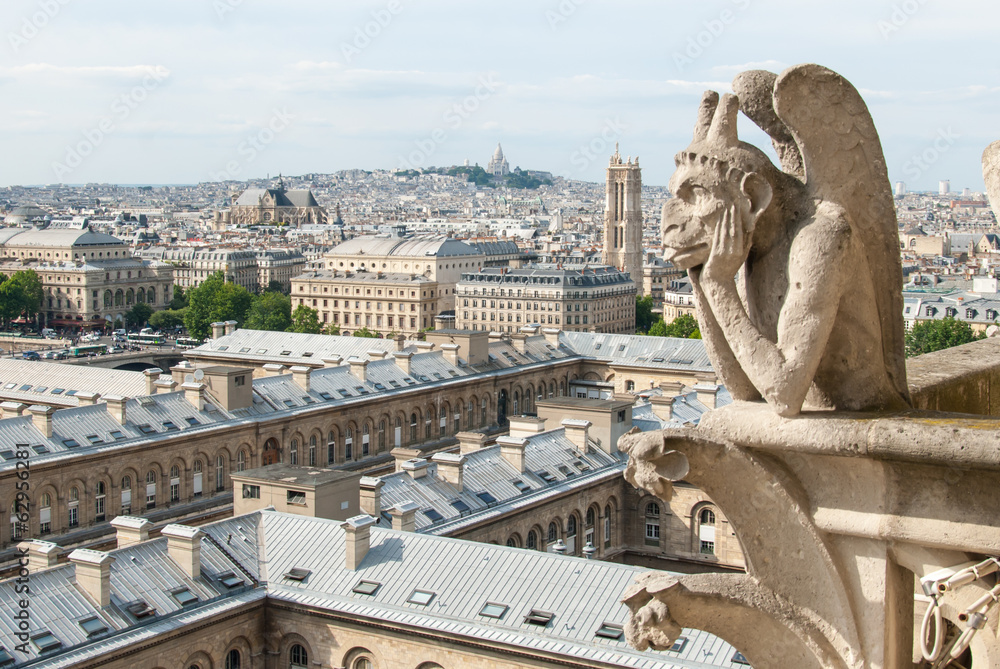 Fototapeta premium Bored Gargoyle of Notre Dame