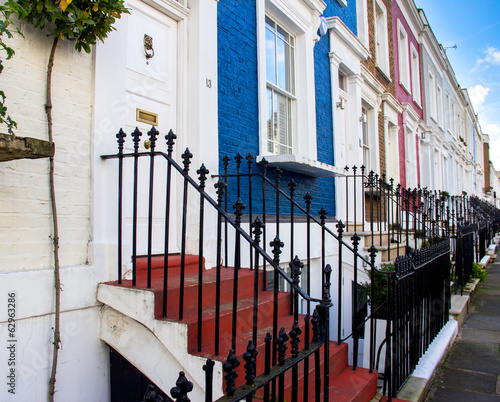 houses in London photo