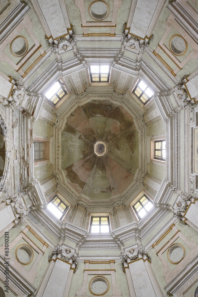 old abandoned dome - Italy