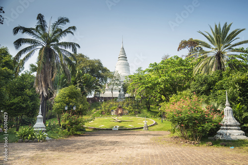 Фотография Wat Phnom landmark in Phnom Penh Cambodia