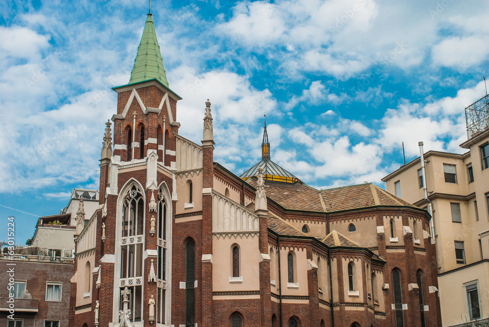 Foto Stock Chiesa, Santuario di San Camillo De Lellis, Milano Adobe Stock