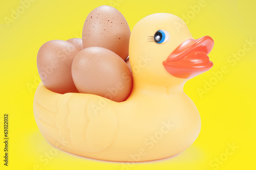 Mama pato con huevos