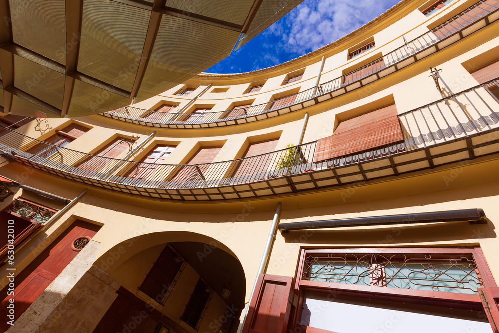 Obraz premium Valencia Plaza Redonda is a round square in Spain