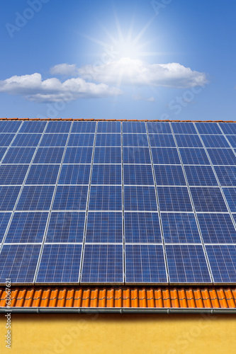 Solarpanels auf Hausdach