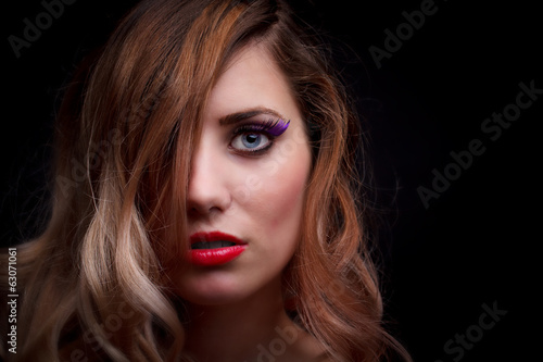 Wallpaper Mural Fashion woman Torontodigital.ca