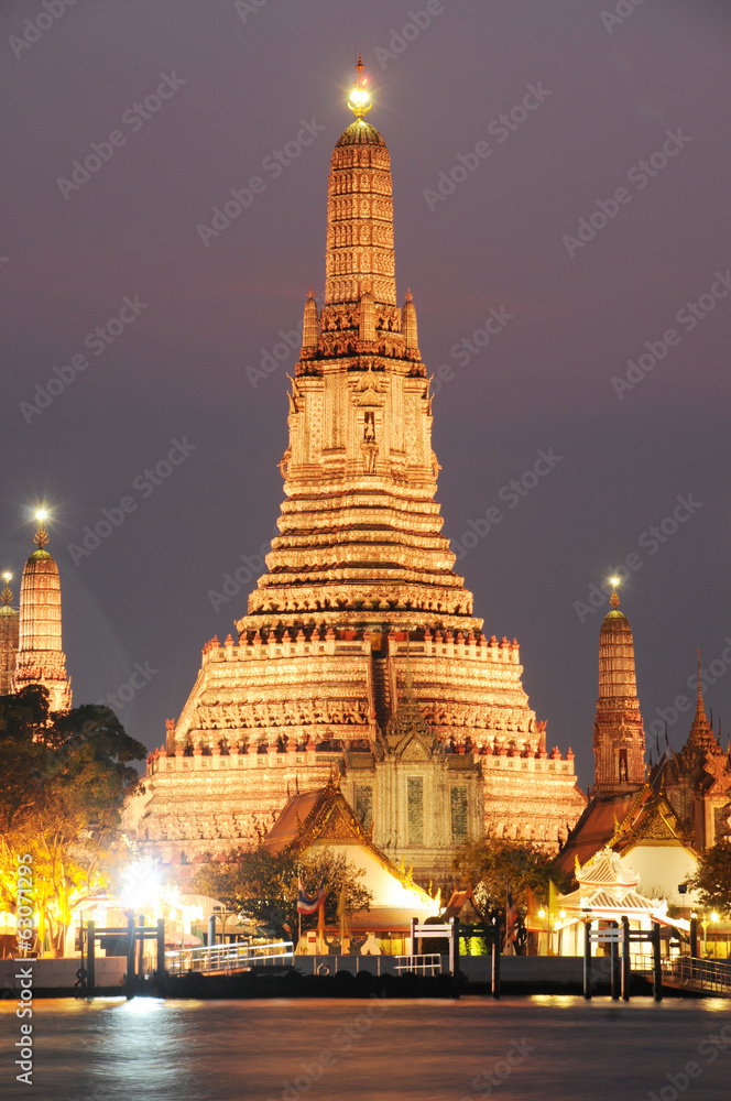 The temple after sunset Wat Arun temple in Bangkok,Thailand The temple after sunset Wat Arun temple in Bangkok,Thailand