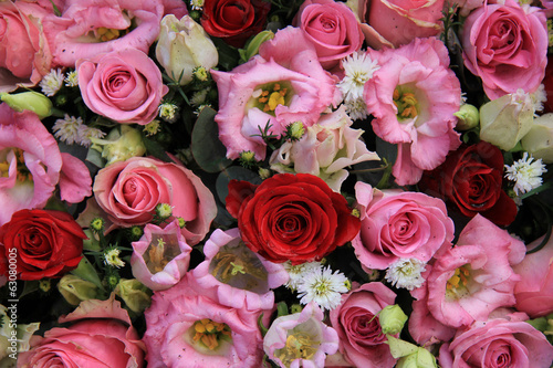 Red, pink and white wedding arrangement