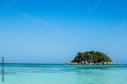 Seascape with small island, Thailand © kannapon