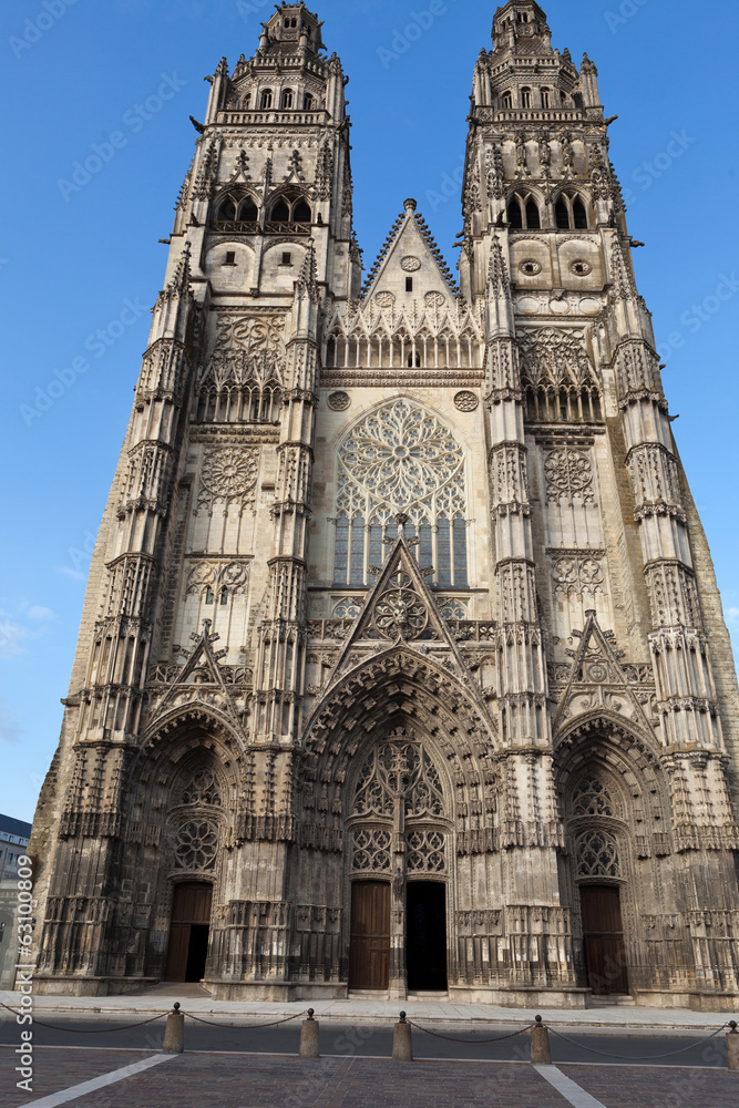 Fototapeta premium Gothic cathedral of Saint Gatien in Tours, Loire Valley France