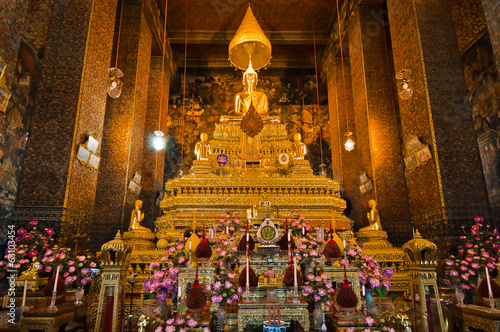 Buddha image in church of Wat Pho, Bangkok, Thailand © naughtynut
