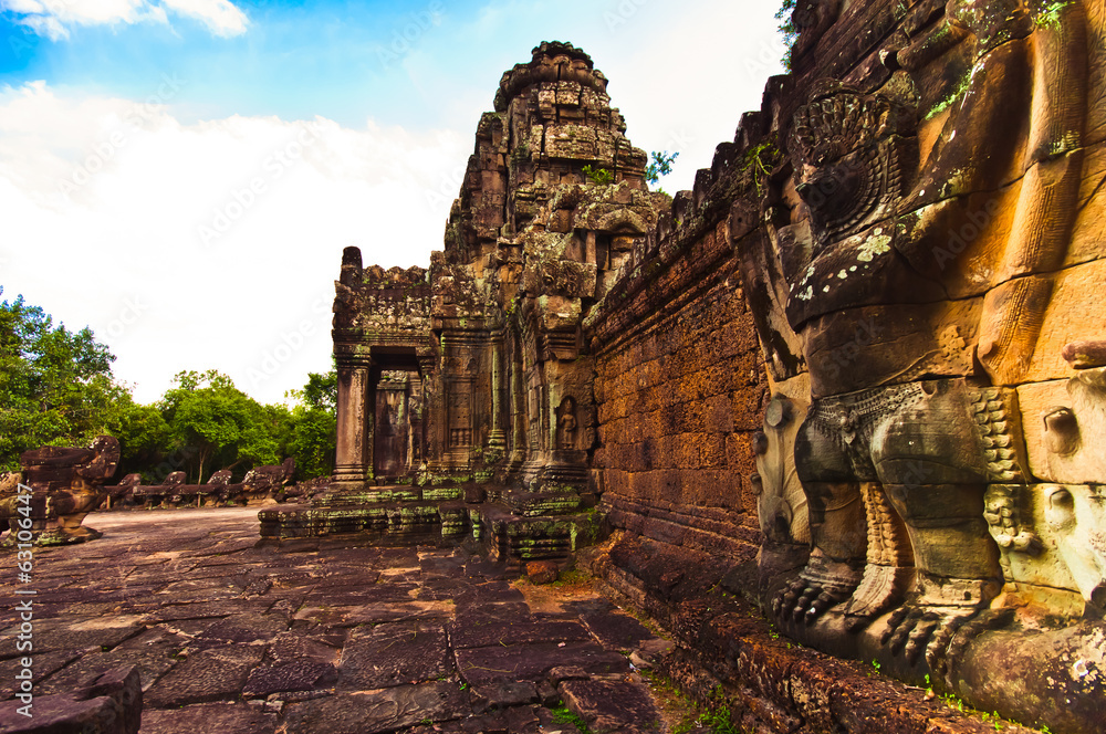 Naklejka premium Giant Garuda,Preah Khan temple,Angkor, Cambodia