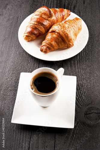Fototapeta Naklejka Na Ścianę i Meble -  cafe and croissant