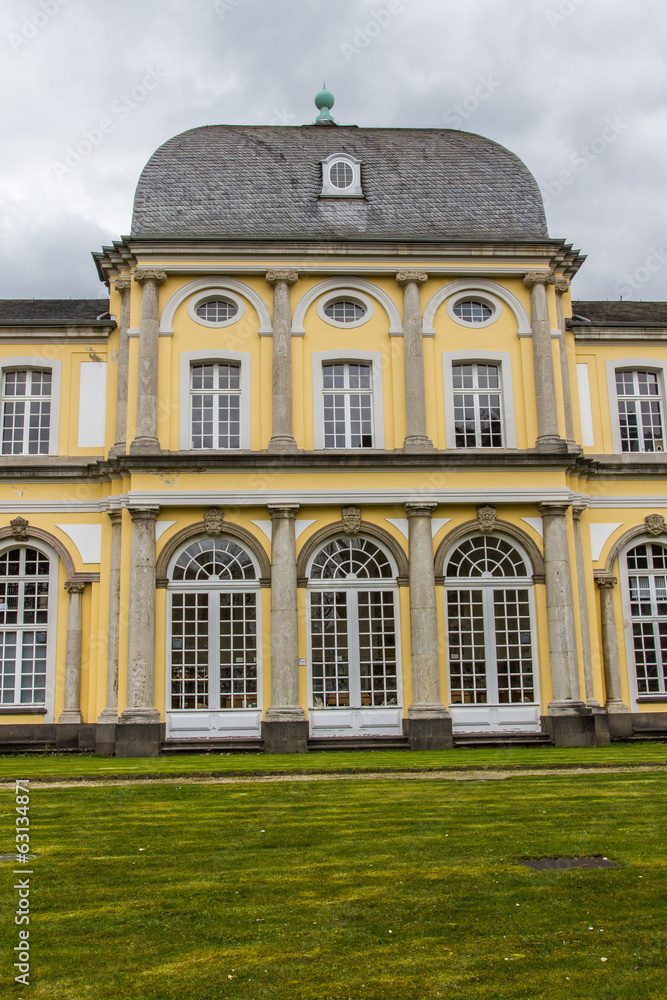 Fototapeta premium poppelsdorf castle in bonn germany
