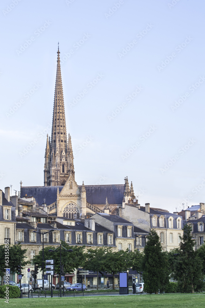Morning time Saint Michel, Bordeaux France