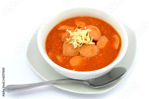 tomato sauce with sausage and cheese
