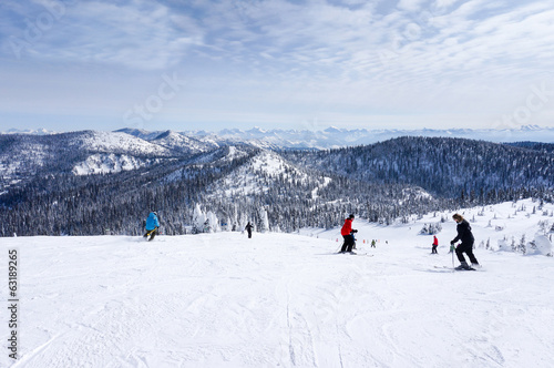 Foto Skiing at Whitefish, Montana, overlooking Glacier National Park