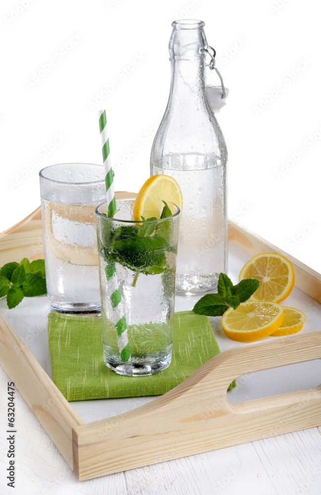 Fototapeta premium mineral water with mint and lemon slice