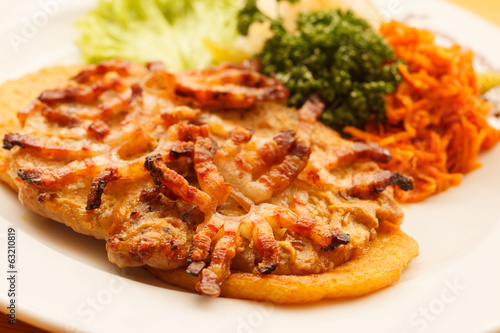 Foto potato pancakes with bacon