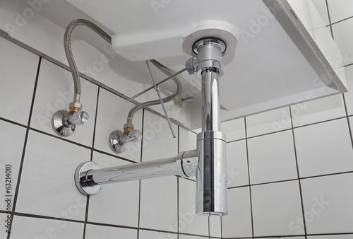 Bild auf Leinwand siphon évier salle de bain