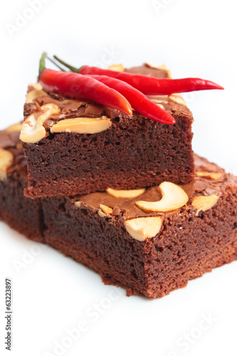 Spicy fudge brownies.