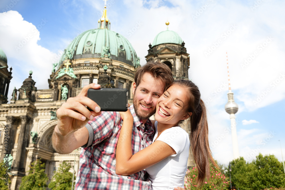 Obraz premium Autoportret selfie para podróży, Berlin Niemcy