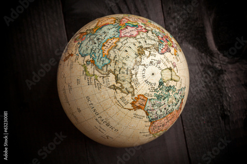 Globe