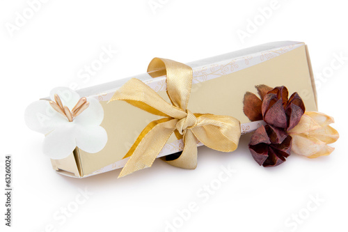 gift decorated with flowers © Angelika Smile