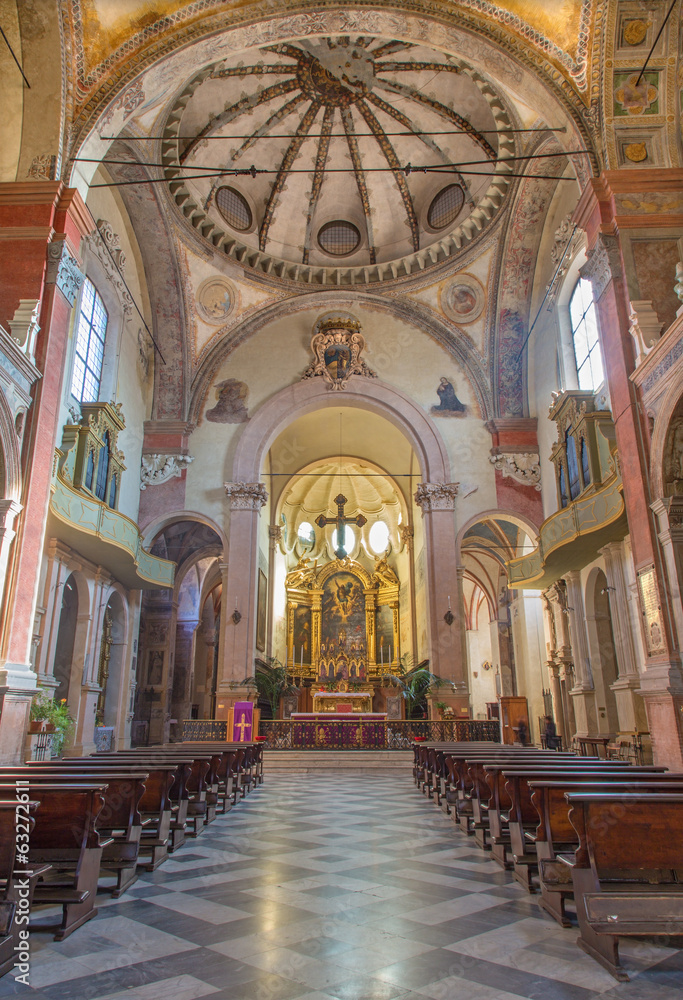 Bologna - Main nave of San Giacomo Maggiore.