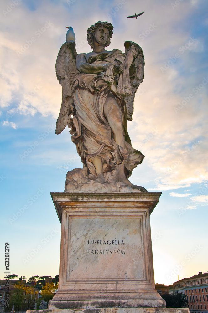 Obraz premium Bernini's marble statue of angel from the Sant'Angelo Bridge in