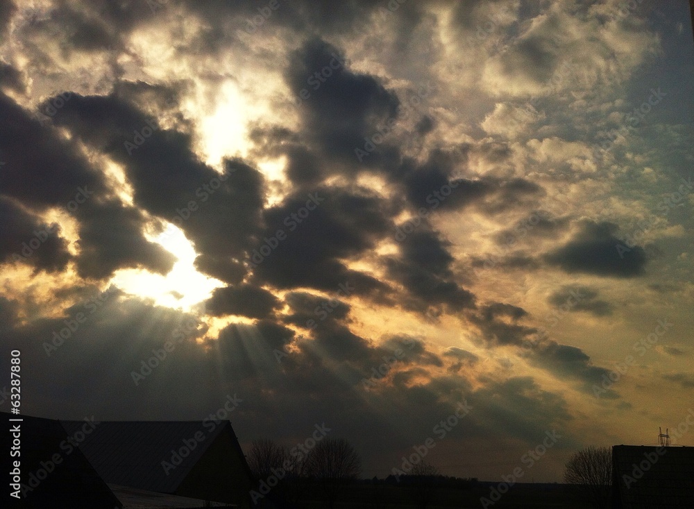 Fototapeta premium chmury w słońcu