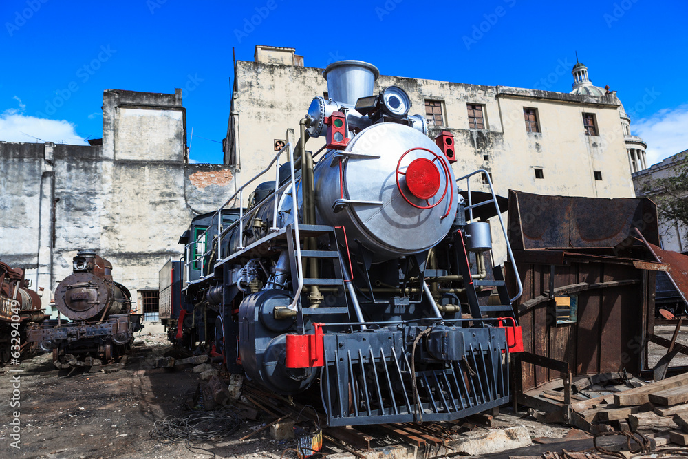 Obraz premium Shiny steam engine