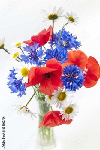 Fototapeta Naklejka Na Ścianę i Meble -  Wildflower bouquet