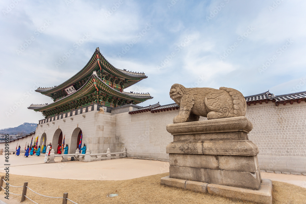 Obraz premium Gyeongbokgung Palace in Seoul , South Korea