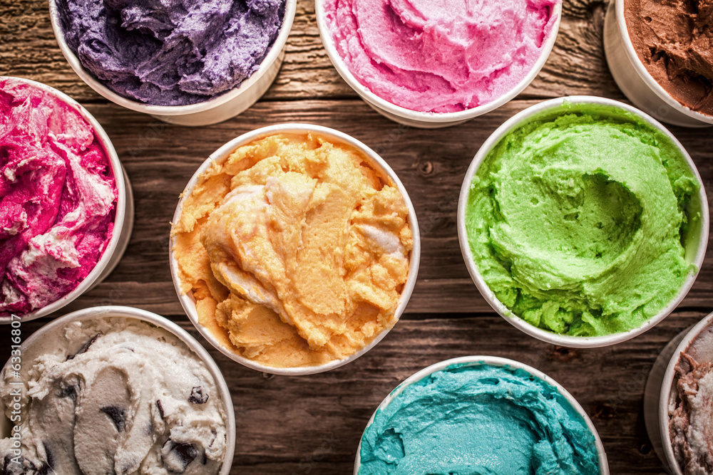 Array of different flavored colorful ice cream - obrazy, fototapety, plakaty 