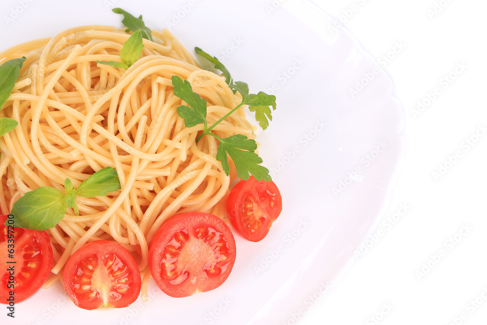 close uip of spaghetti with tomato and basil close uip of spaghetti with tomato and basil