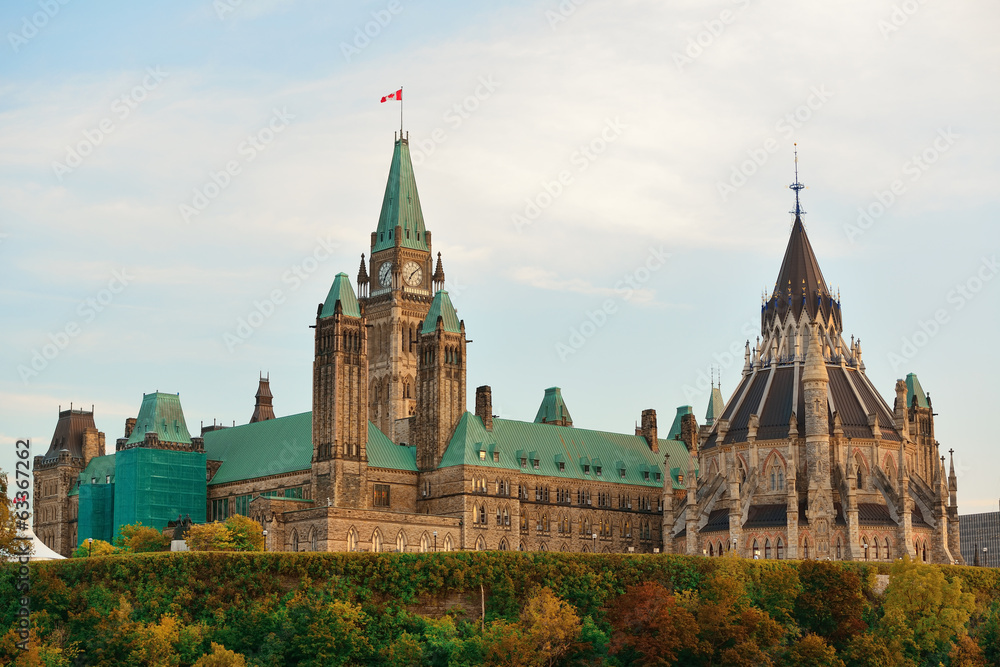 Naklejka premium Ottawa Parliament Hill building