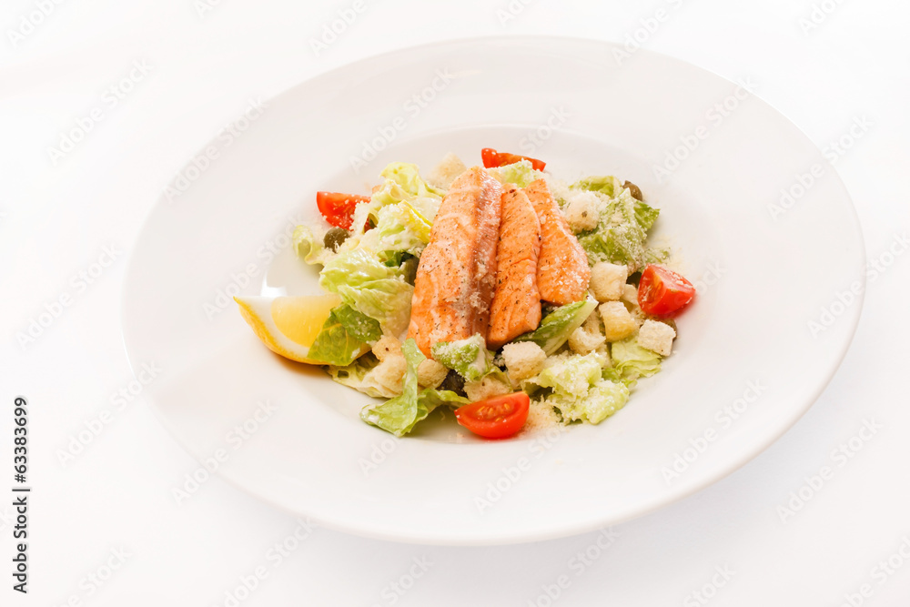 caesar salad with salmon