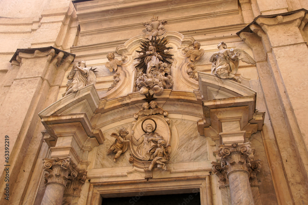 Détail d'immeuble ancien dans Gênes