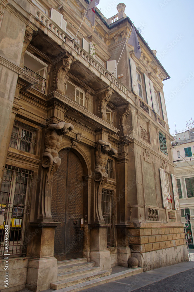 Bâtiment historique dans les rues de Gênes
