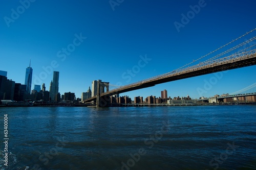 Brooklyn Bridge to Manhattan © sepiaischeating