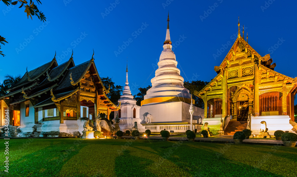 Naklejka premium Wat Phra Singh temple in Chiang Mai, Thailand