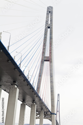 Fototapeta Naklejka Na Ścianę i Meble -  Big suspension bridge