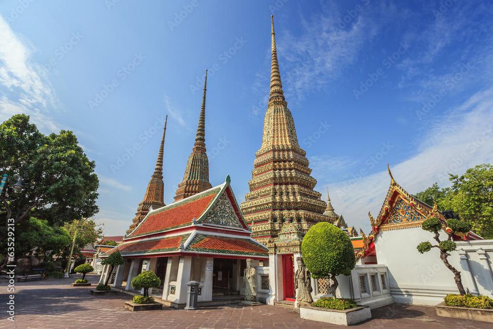 Naklejka premium Wat Pho temple, Bangkok, Thailand