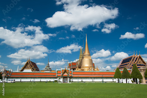 Wat Phra Kaew, Wat Phra Si Rattana Satsadaram, Bangkok, Thailand photo